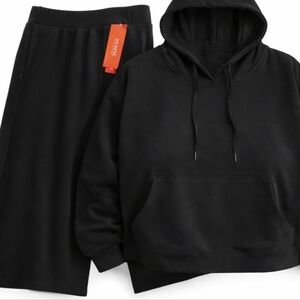 Maze Collection NWT Black Matching  Hooded Sweater Wide Leg Pant Bundle